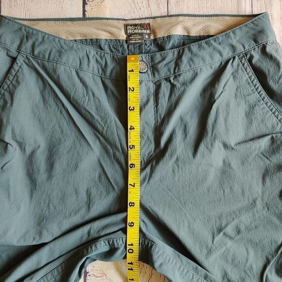 Royal Robbins flat front nylon hiking capris sz 6 - Picture 7 of 10